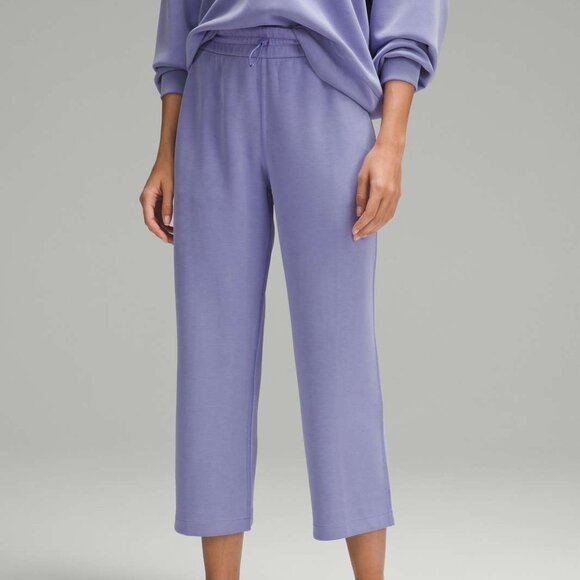 Lululemon Softstreme High-Rise Straight-Leg Cropped Pant Size 6 - Picture 1 of 7